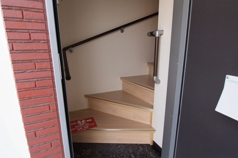 レオネクスト花見が丘ＫＫ 玄関
