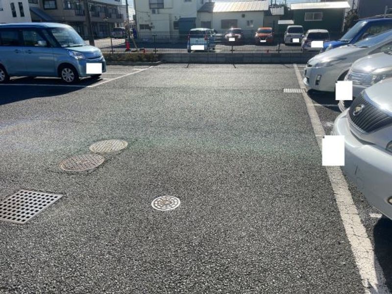 レオネクストチャコルル 駐車場