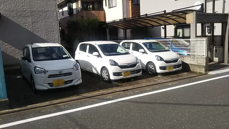 レオパレスラウムふじみ野 駐車場