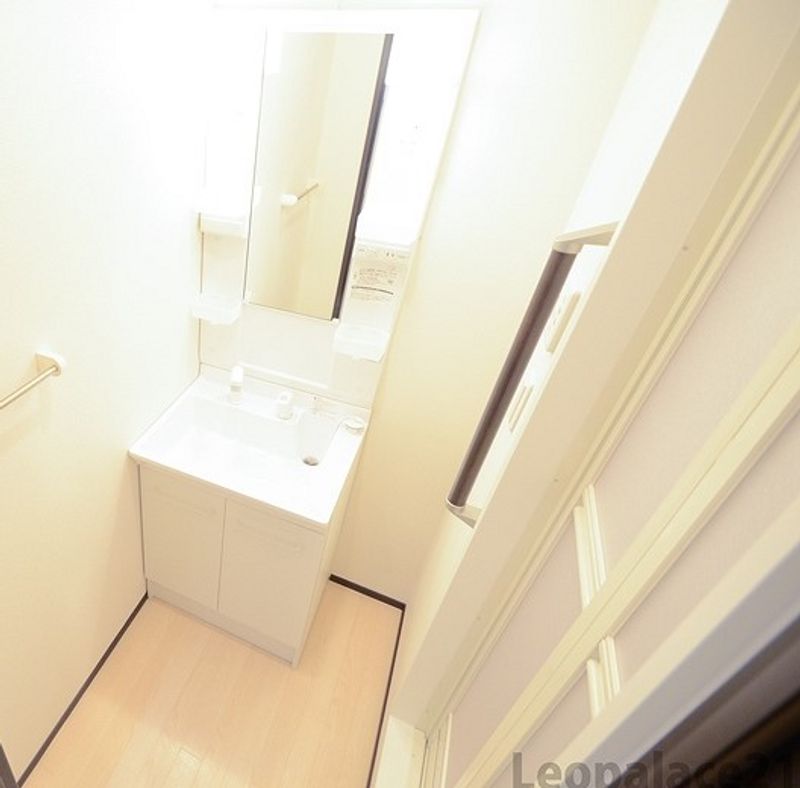 CLEINO Laluce Minoshima Washroom