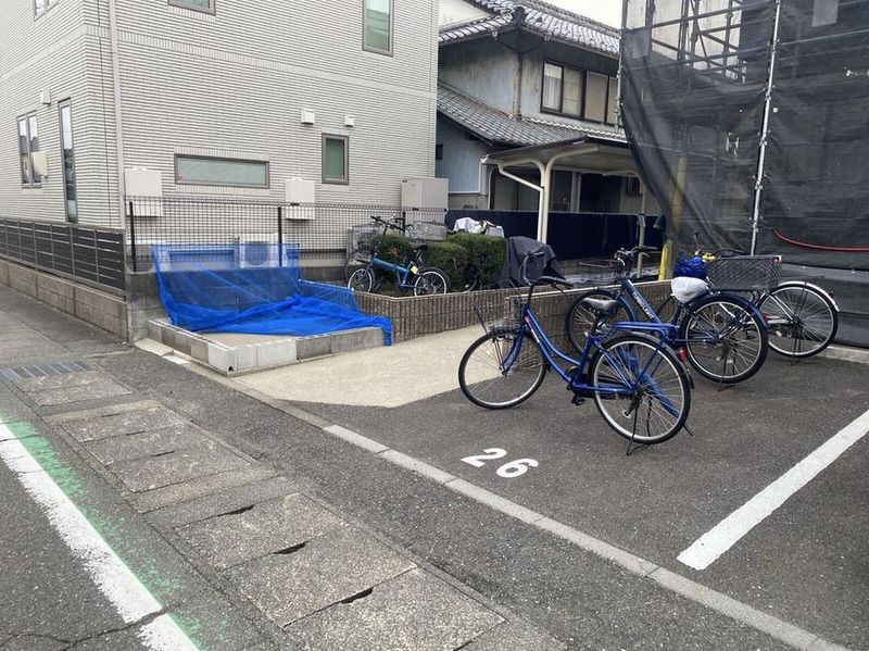 レオパレスフォンティーヌ エントランス