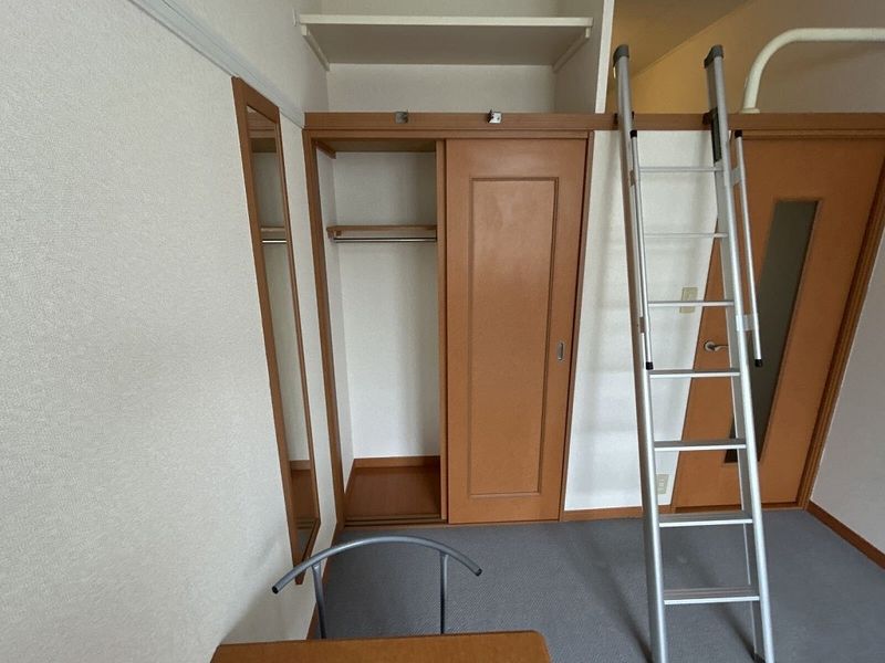 レオパレス屋形の森 収納