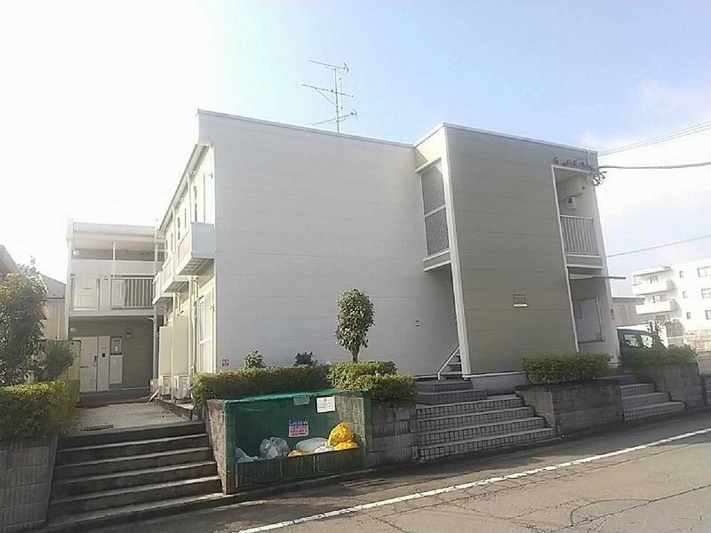 レオパレス慶弐番館 エントランス