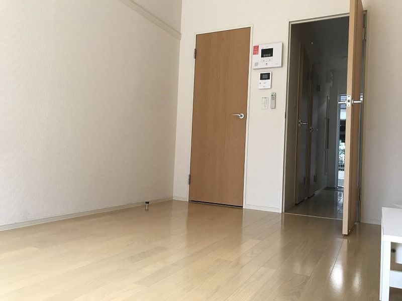 CLEINO Fine Rise Living room