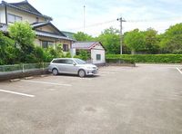 leopalace K. Salire Parking lot