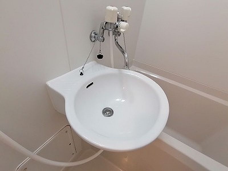 レオパレスジュノス芦屋 洗面台