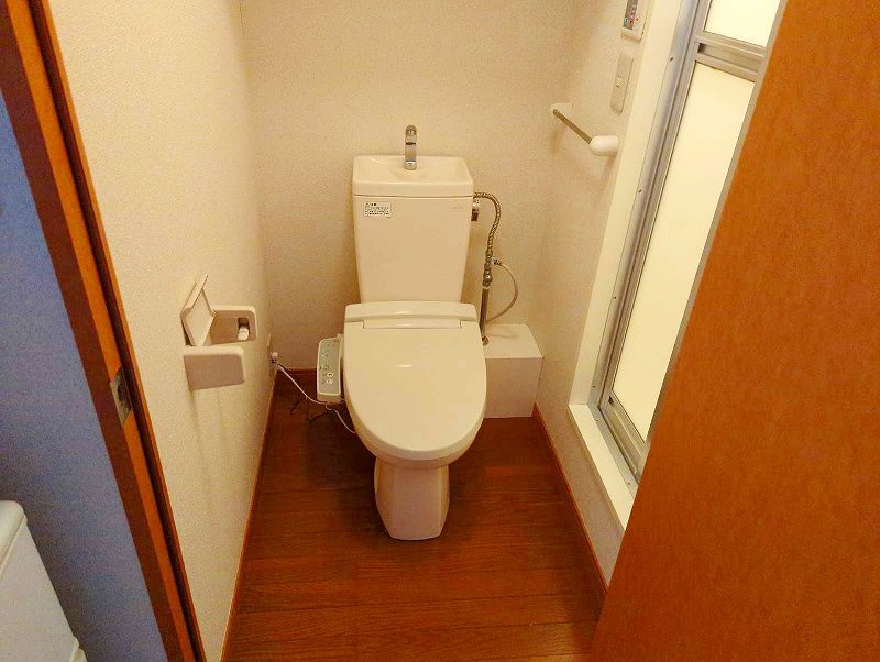 leopalace Cherry Garden C Toilet