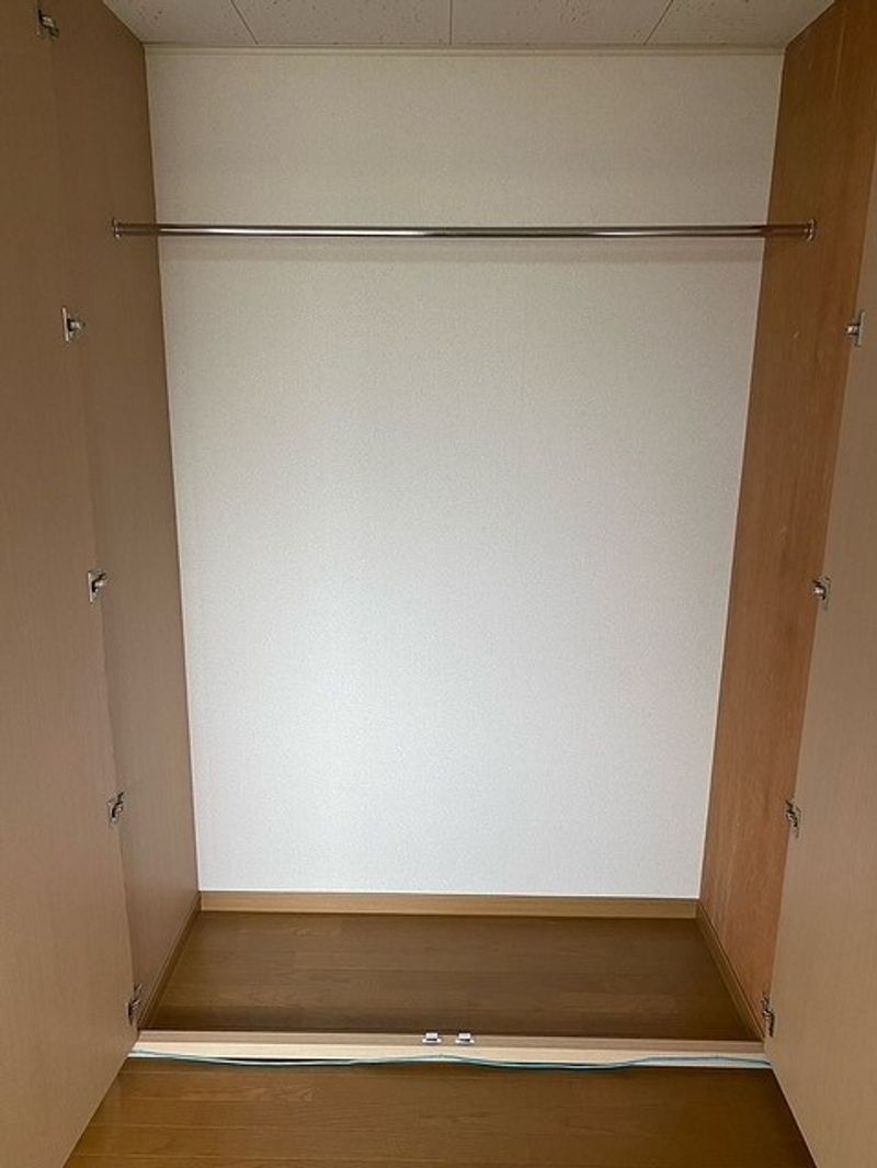 レオパレスヴィヴレＩ 収納