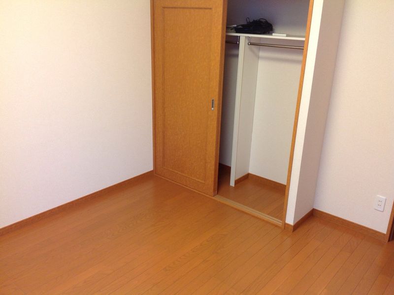 レオパレスクレールセゾンⅡ 居間