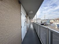 leopalace Karin Other