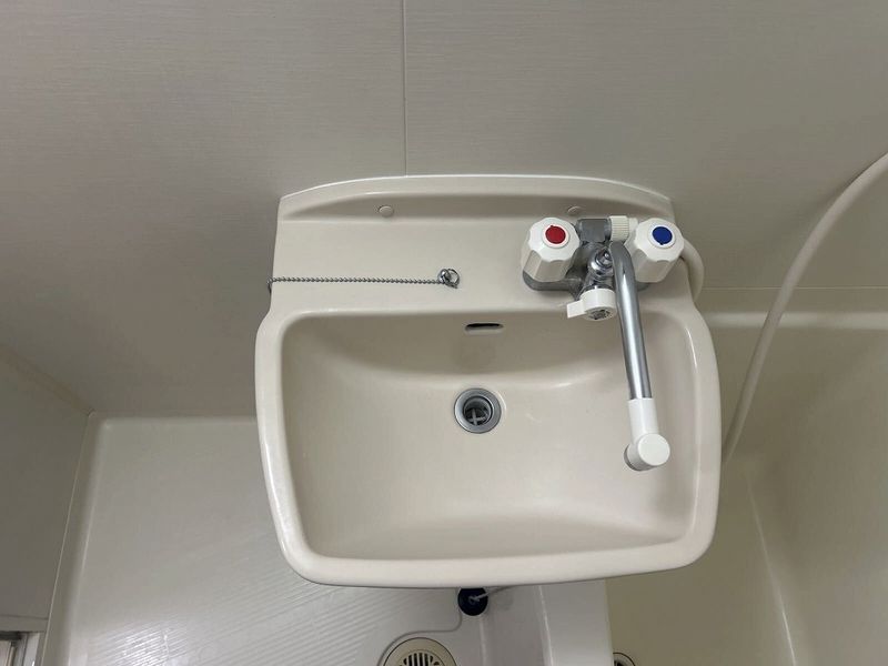 レオパレスエルパセオⅢ 洗面台