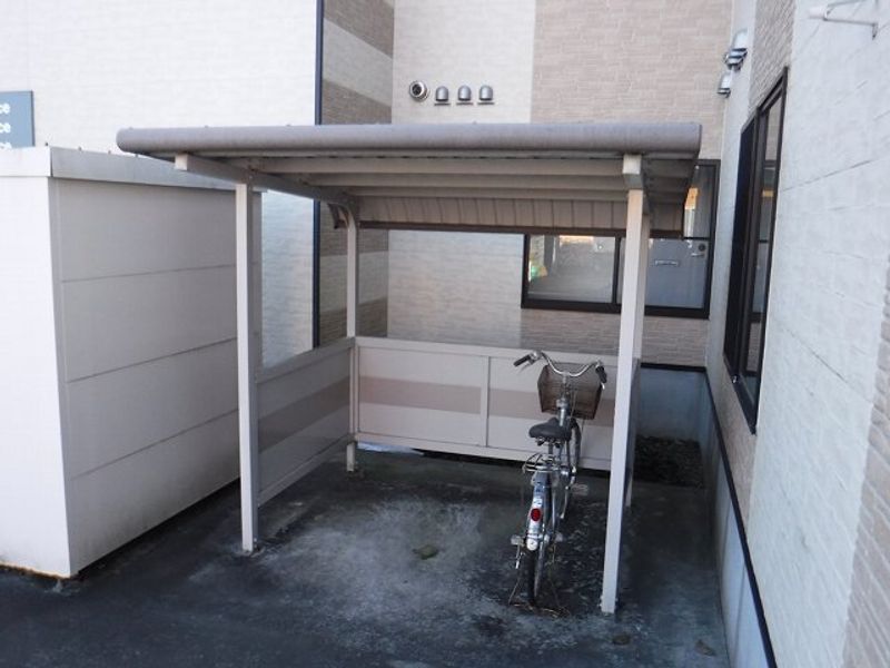 レオパレス牧津 共用部分