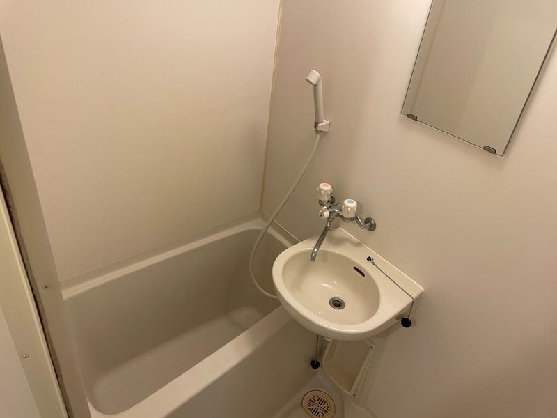 レオパレスあがいはな 風呂
