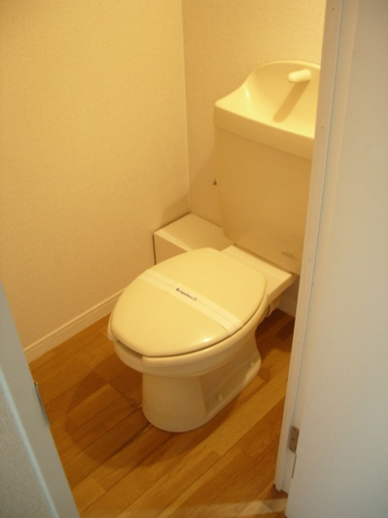 レオパレス向が丘 トイレ