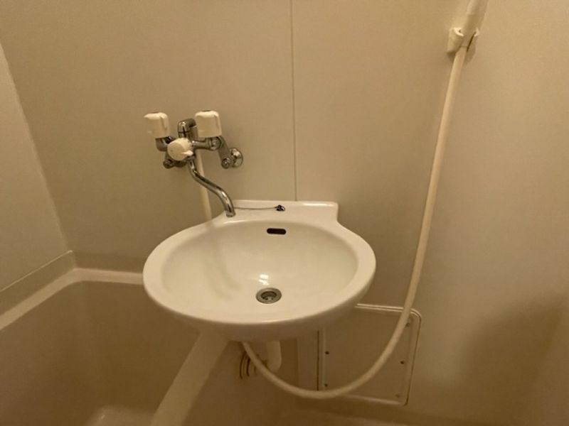レオパレスまつえ 洗面所