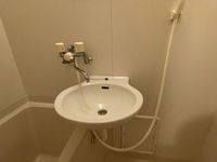 レオパレスまつえ 洗面所