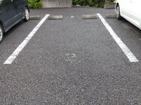 レオパレス幸 駐車場