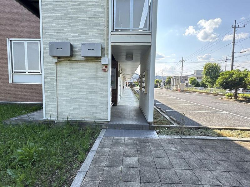 leopalace Comfort M Entrance