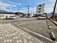 レオパレスマーガレット 駐車場