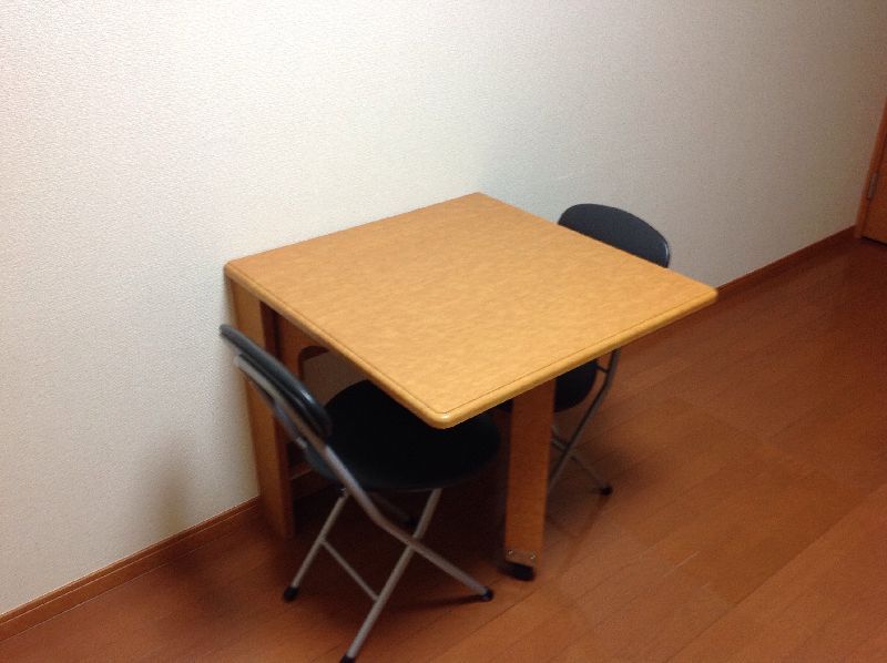レオパレスＫｅＹａＫｉ２１ 居間