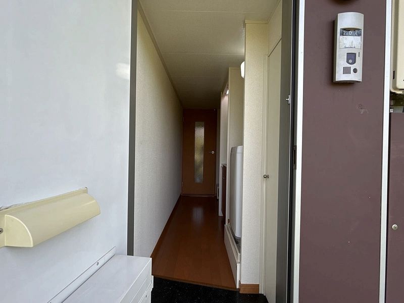 レオパレスホウセイ豊四季 玄関