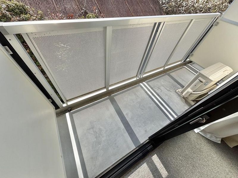 レオパレスカメリアⅢ バルコニー