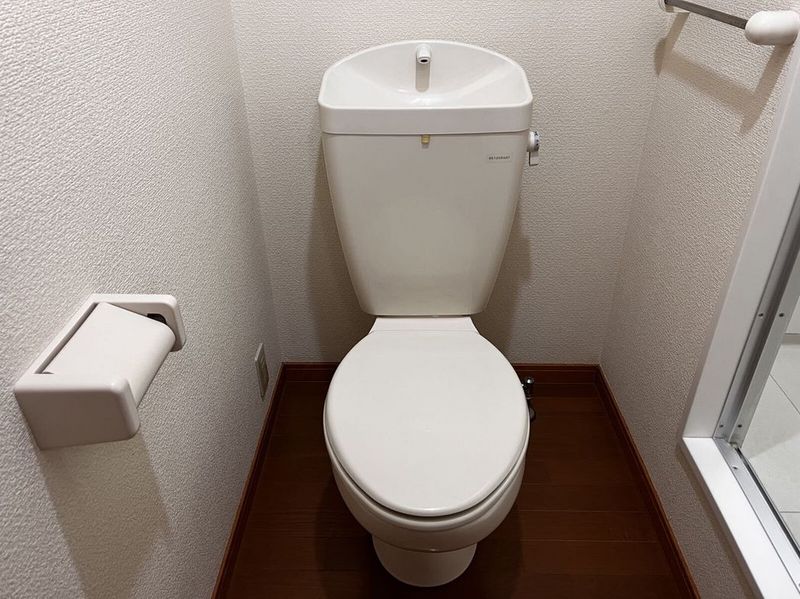 leopalace Eclair Fujitsuka Toilet