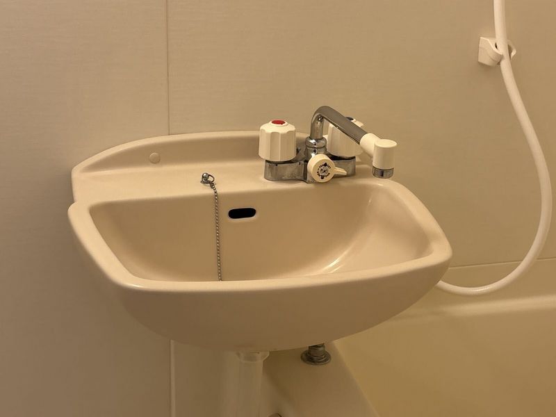 レオパレス三丁田 洗面台
