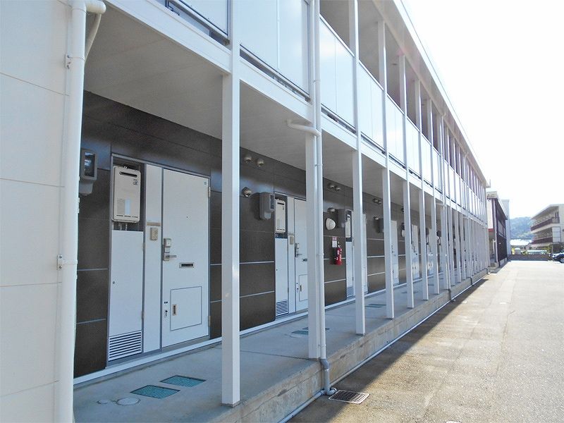 レオパレス西富山 共用部分