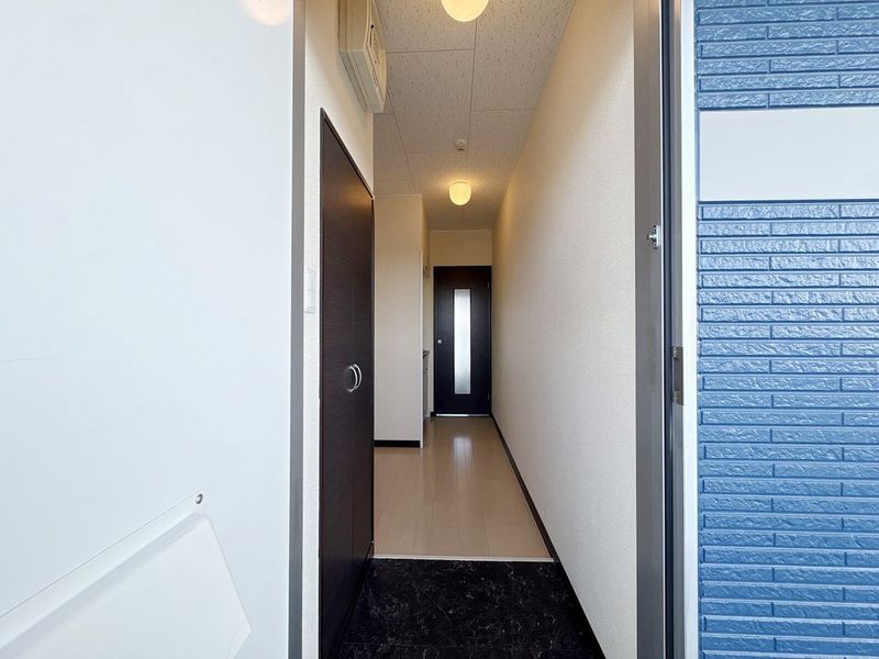 レオネクストサンハイムかわなか 玄関