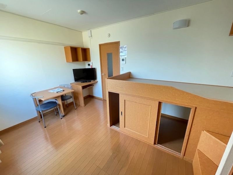 leopalace Misato Living room