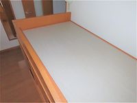 レオパレス裾花 寝室