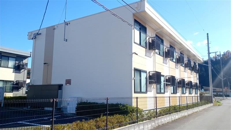 レオパレスエクレール 外観