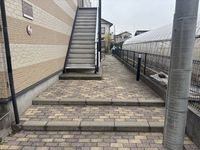 レオパレスウエストゴールド エントランス