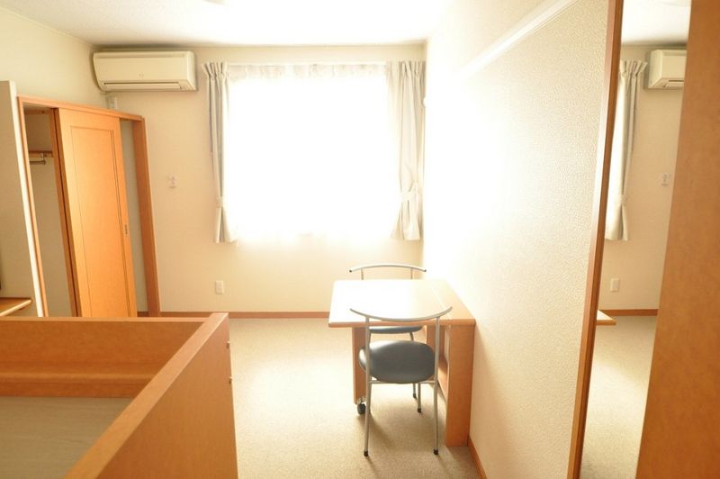 レオパレスリンデンバウム 居間