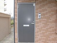 レオネクストマルベリー 玄関