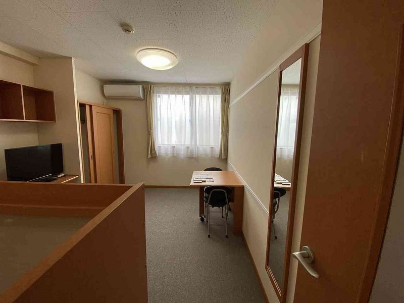 レオパレスセジュールカーサドゥ 居間