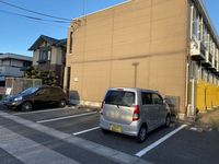 レオパレスＢｏｕｌｏｇｎｅ 駐車場