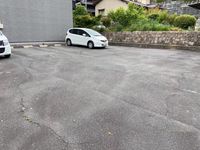 レオパレスフクシマ 駐車場