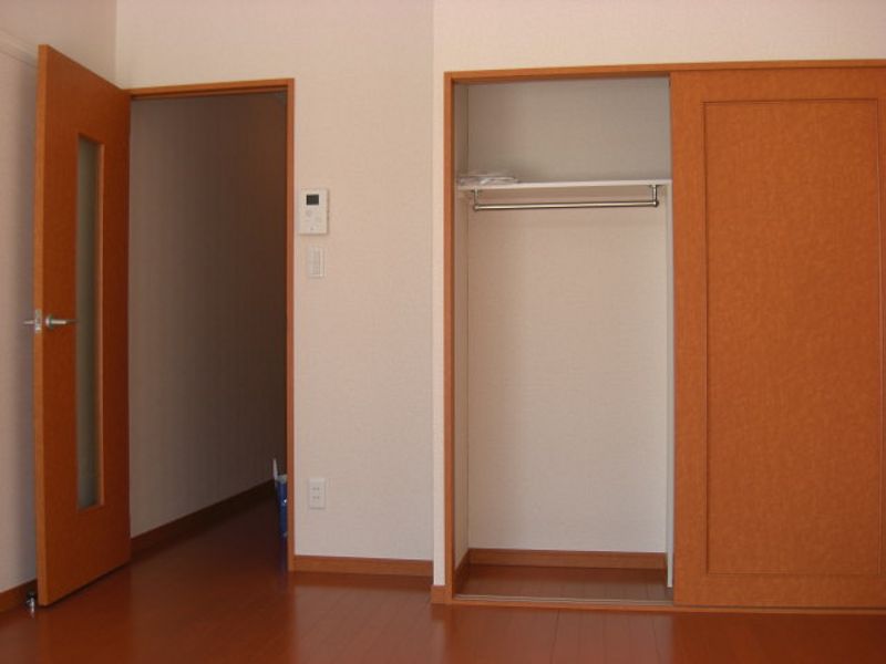 レオパレス五所川原中央 居間