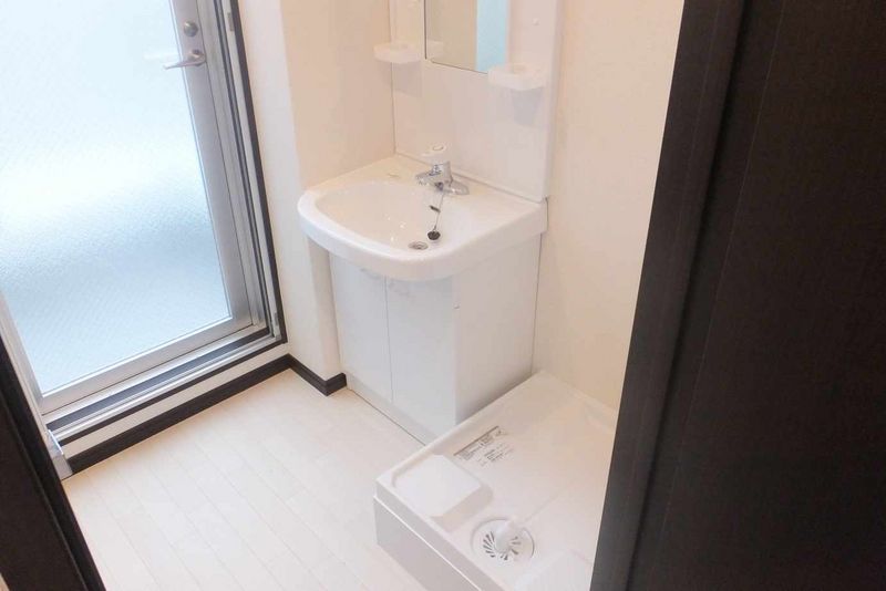 LEONEXT Chante Muryojyu Washroom