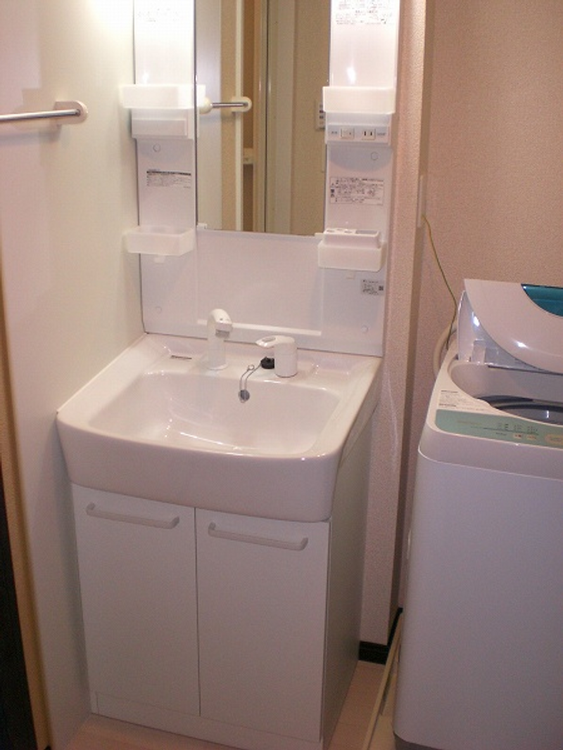 LEONEXT Green Leaf Khu rửa mặt