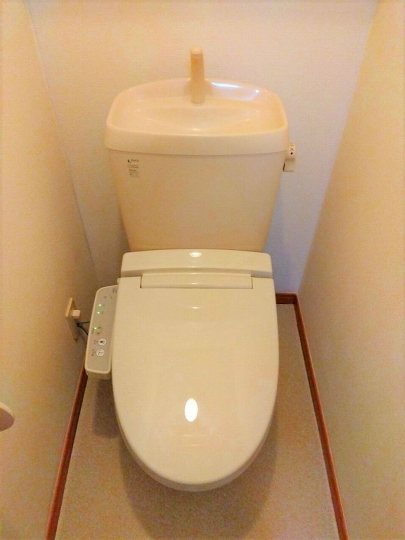 レオパレス沼南６ トイレ