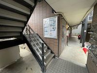 レオパレス栄町 エントランス