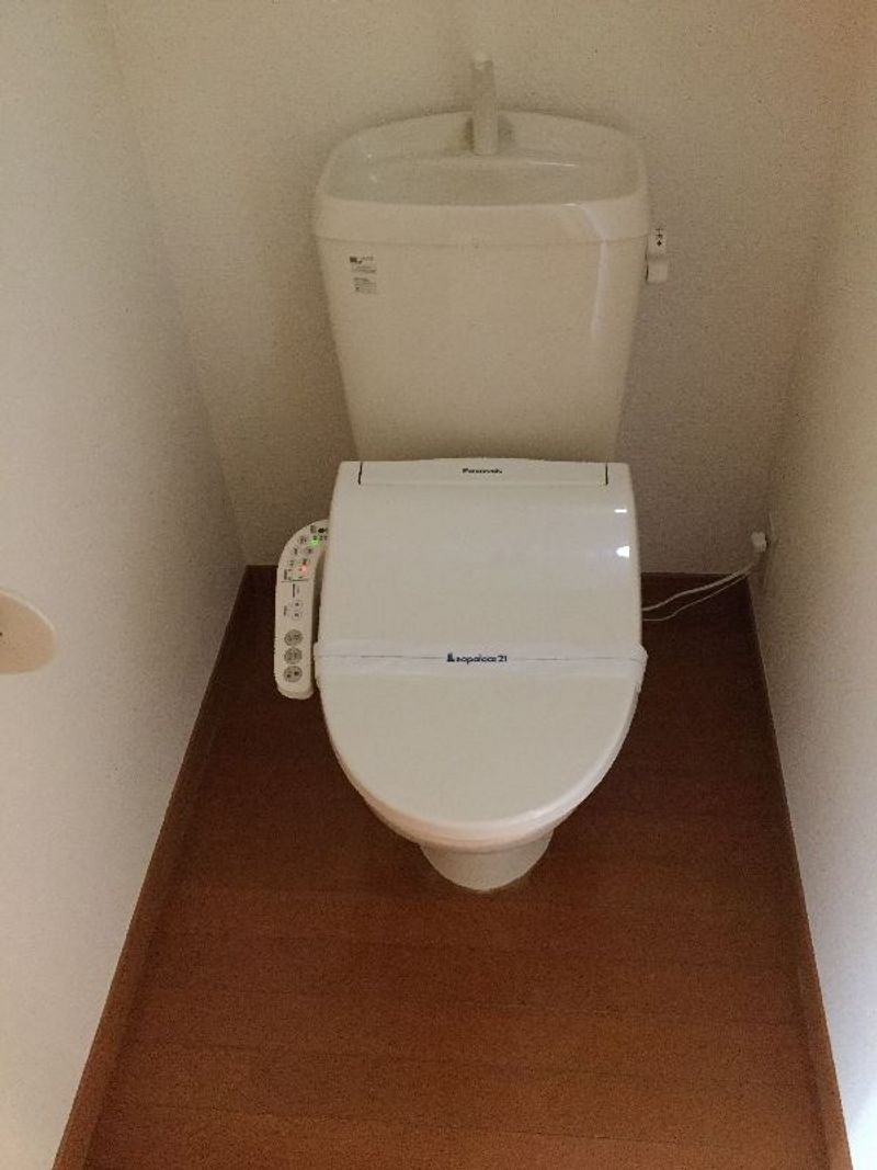 レオパレスコート　シンタグマ トイレ