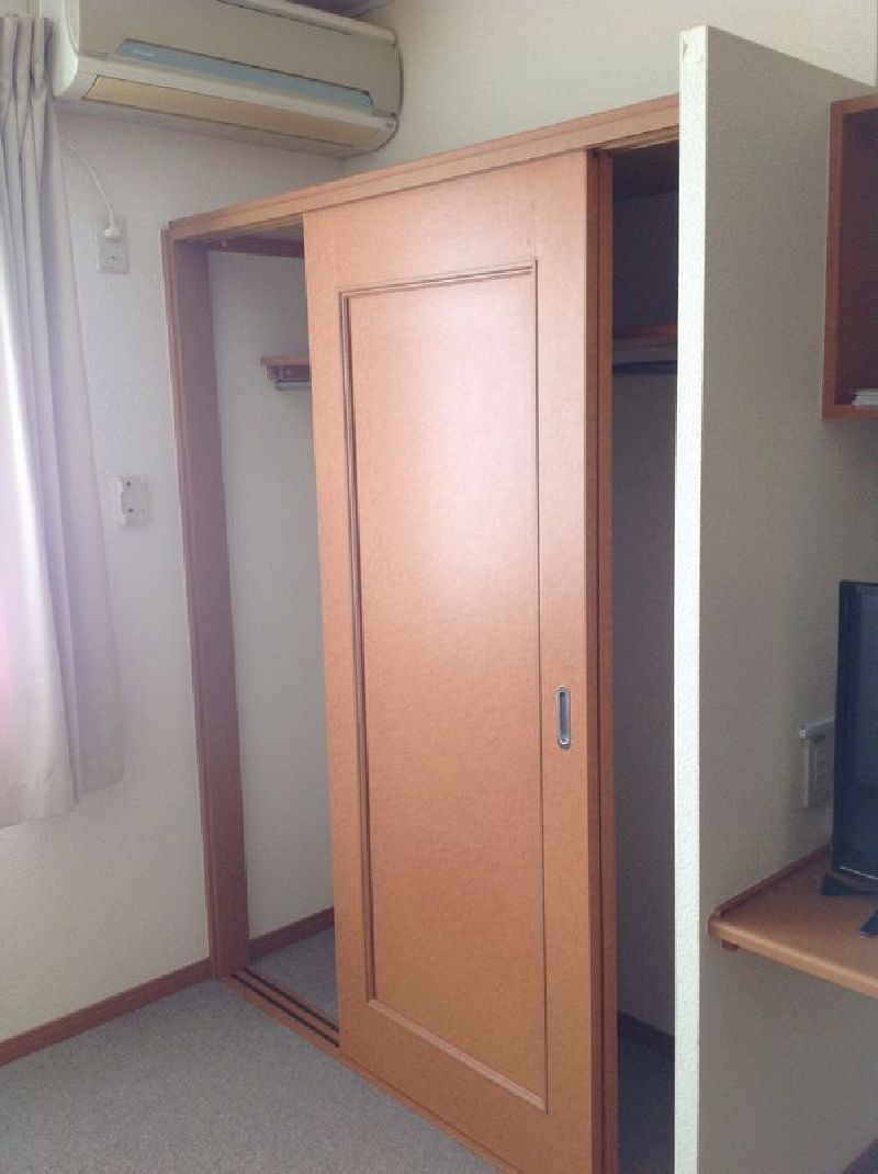 レオパレスジュネスピューパ　Ⅱ 収納
