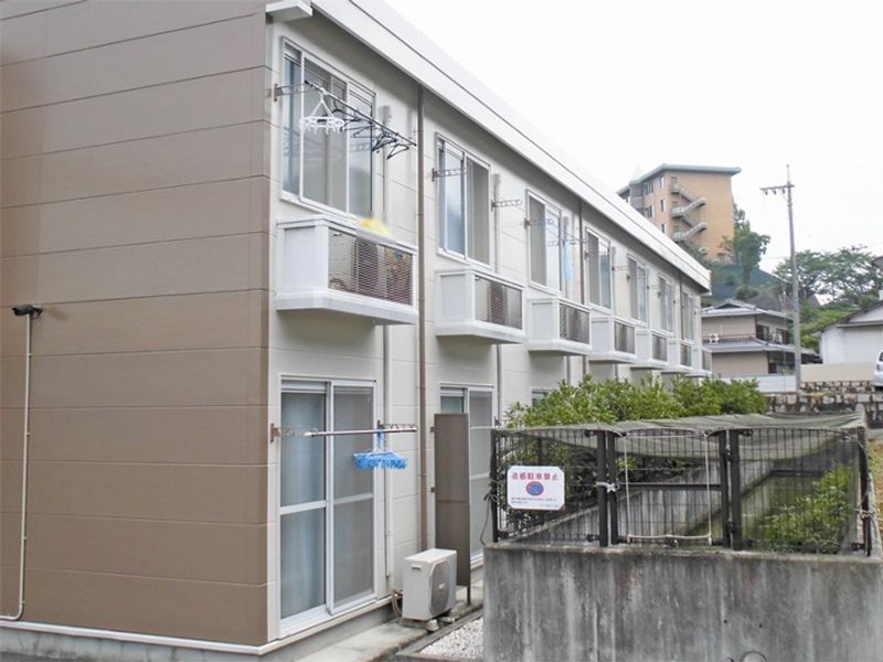 レオパレス京山マスカット 外観