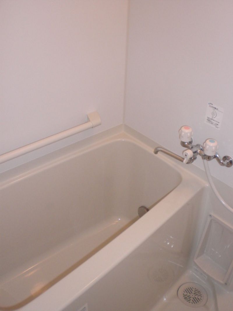 レオネクストキャトル　ポッシュ 風呂