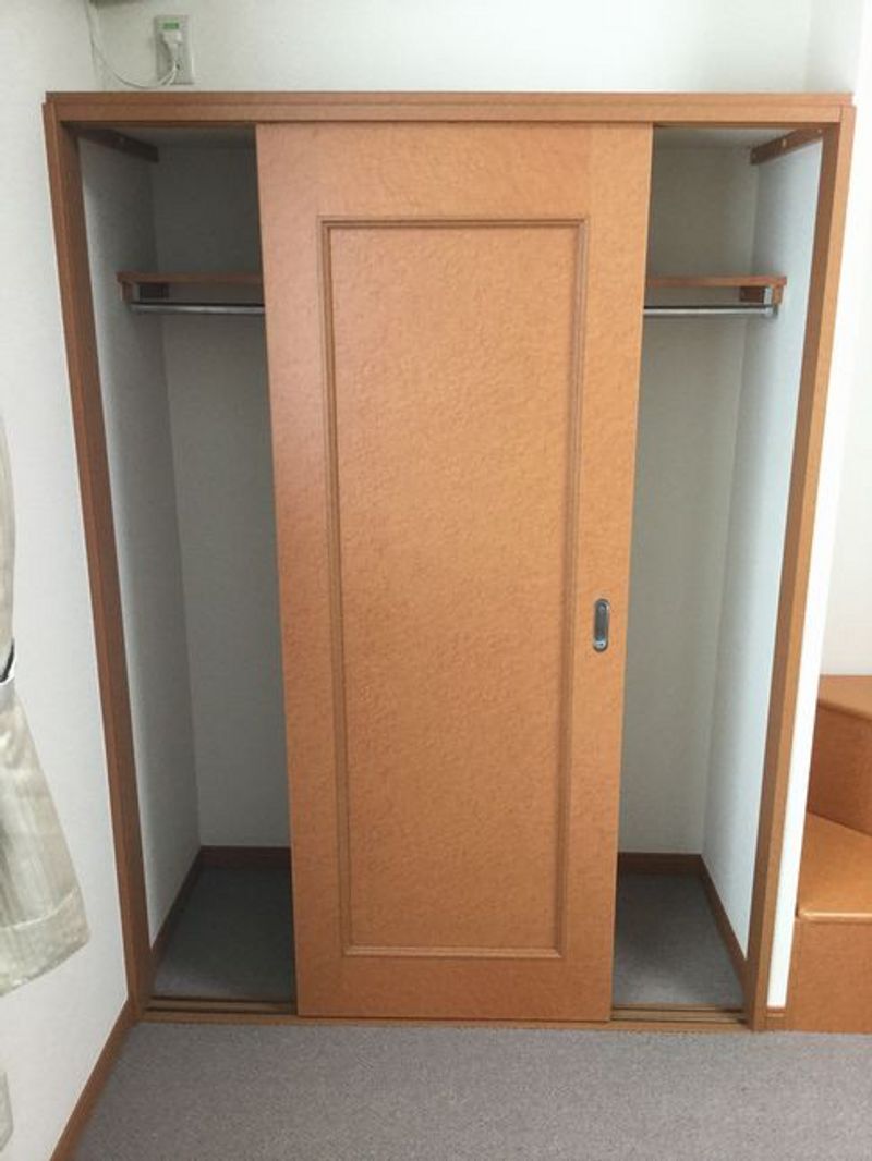 レオパレスグリーンハウス 収納