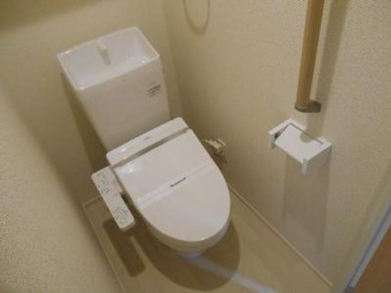 CLEINO Pleasure Town III Toilet